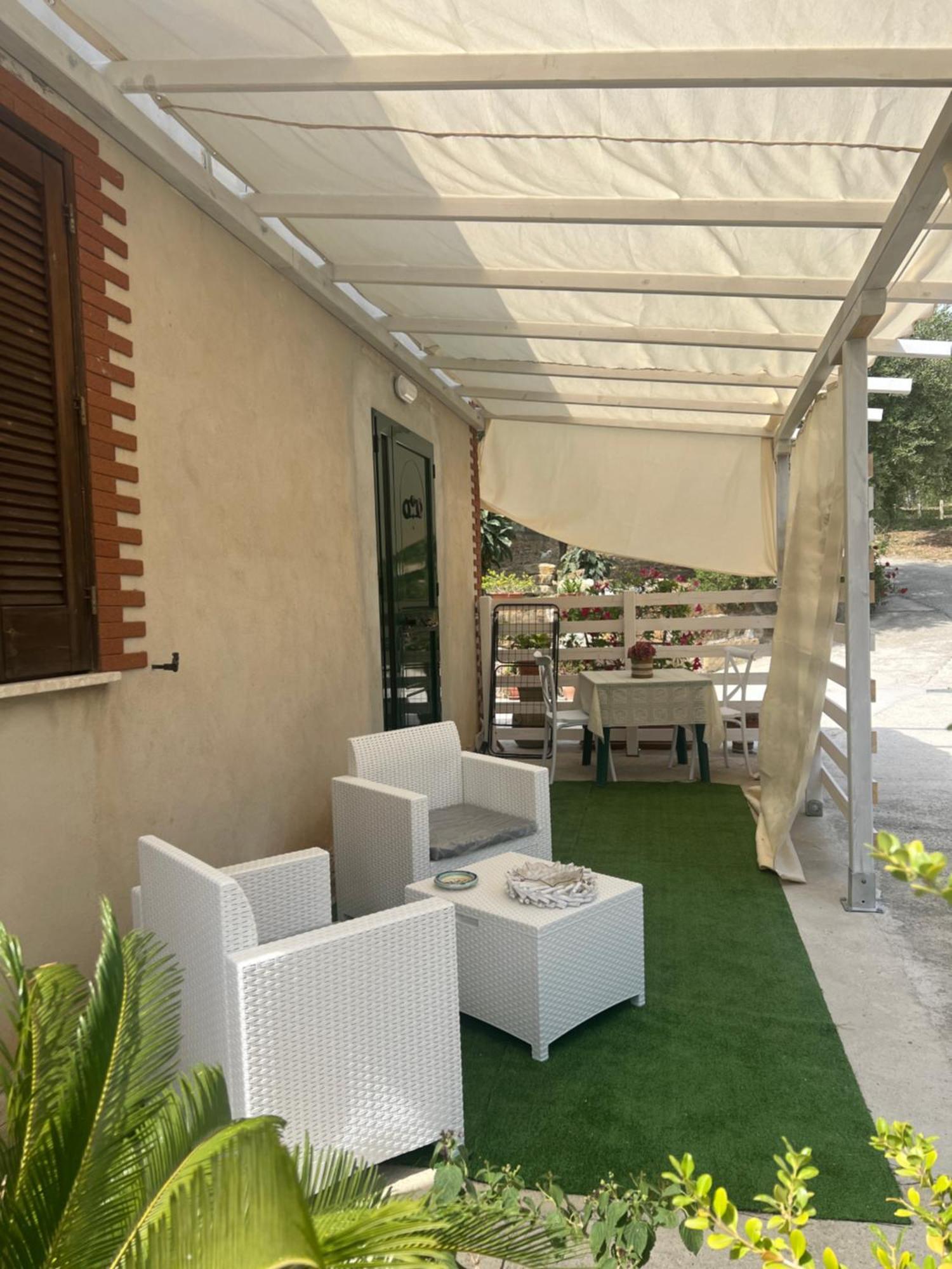 Chalet Del Girasole Castellabate Exterior photo
